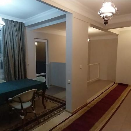 Hostel Gomani Батумі Екстер'єр фото