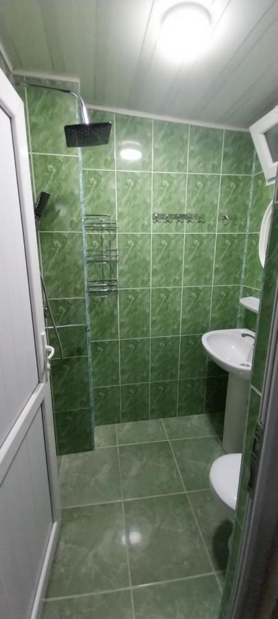 Hostel Gomani Батумі Екстер'єр фото