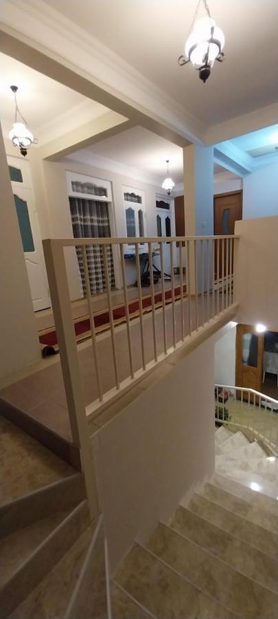 Hostel Gomani Батумі Екстер'єр фото