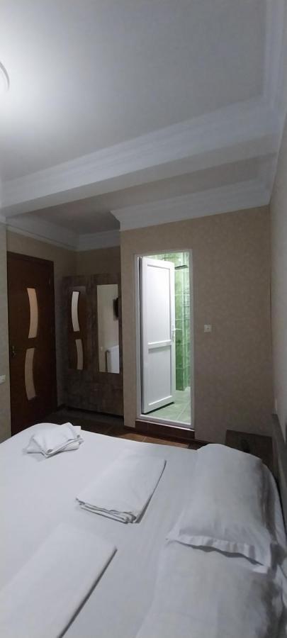 Hostel Gomani Батумі Екстер'єр фото