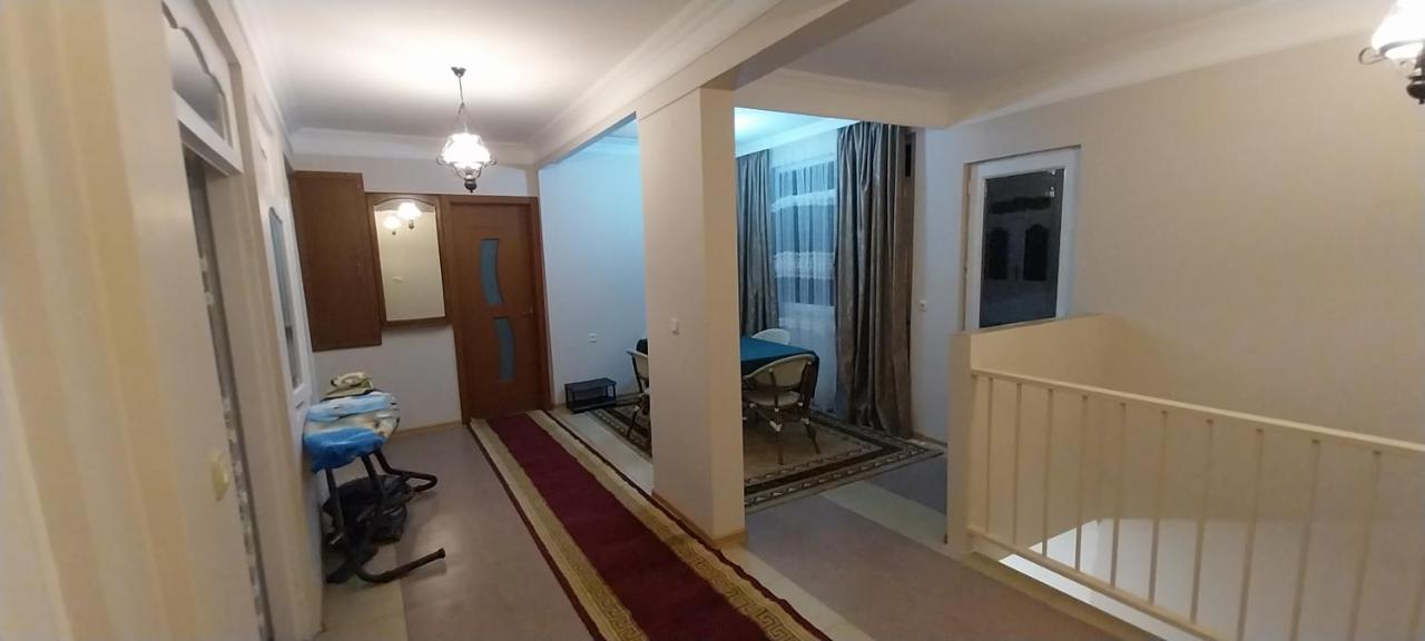 Hostel Gomani Батумі Екстер'єр фото