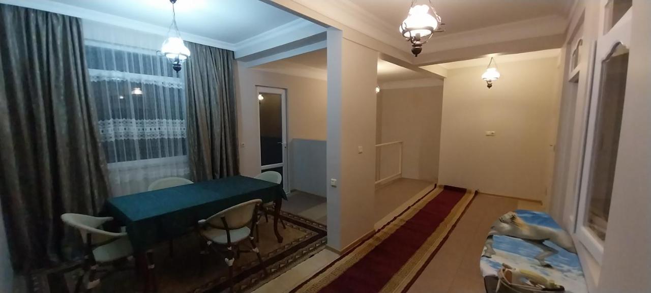 Hostel Gomani Батумі Екстер'єр фото